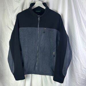 LL Bean men’s full zip fleece jacket. Vintage black and grey colour block mens m
